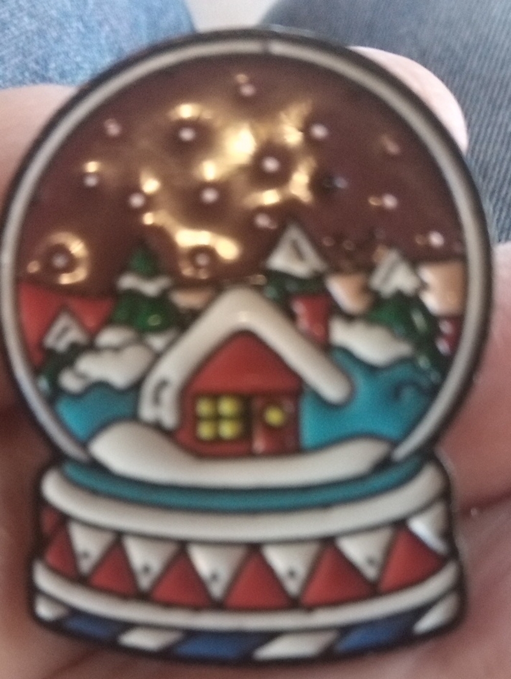 🏔️Holiday Snow Globe Enamel lapel Pin - Red